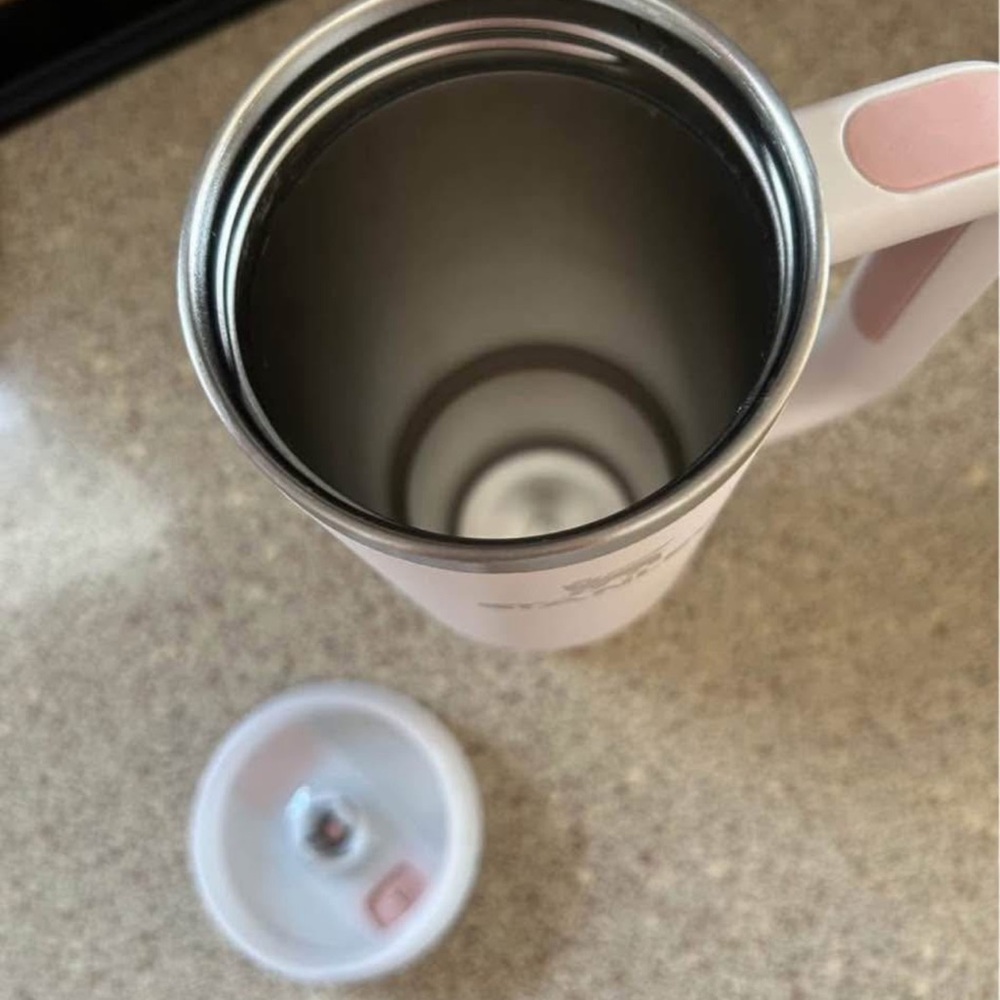 Stanley Soft Pink Insulated Mug - Picture 2 of 3